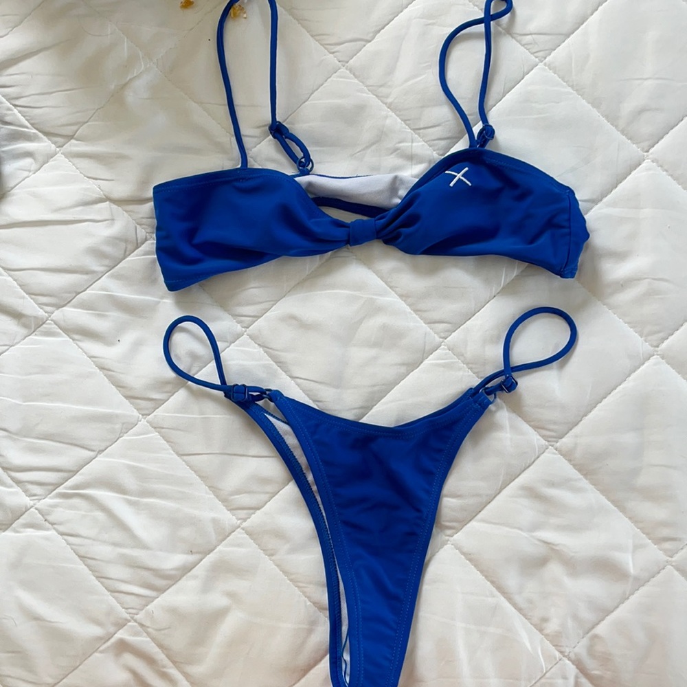 Blue boutineLA bikini